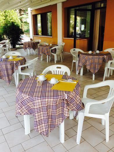 Residenza Hotel Garden Toscolano Maderno Eksteriør bilde